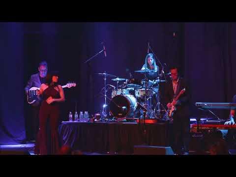 Emily Flore's SELENA TRIBUTE | 5.7.22 | Casino Arizona | No Me Queda Mas