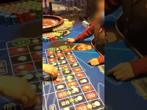 Huge Hit At MGM Grand Roulette Table #casino #roulette