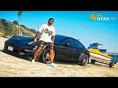 КАК ПРОДАТЬ МАШИНУ?! ПОКАТАЛИСЬ НА ГИДРОЦИКЛАХ • GTA 5 RP Strawberry